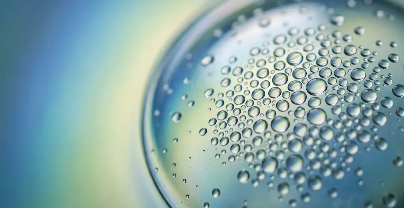 Macro view of contact lens surface showing lipid interaction at molecular level